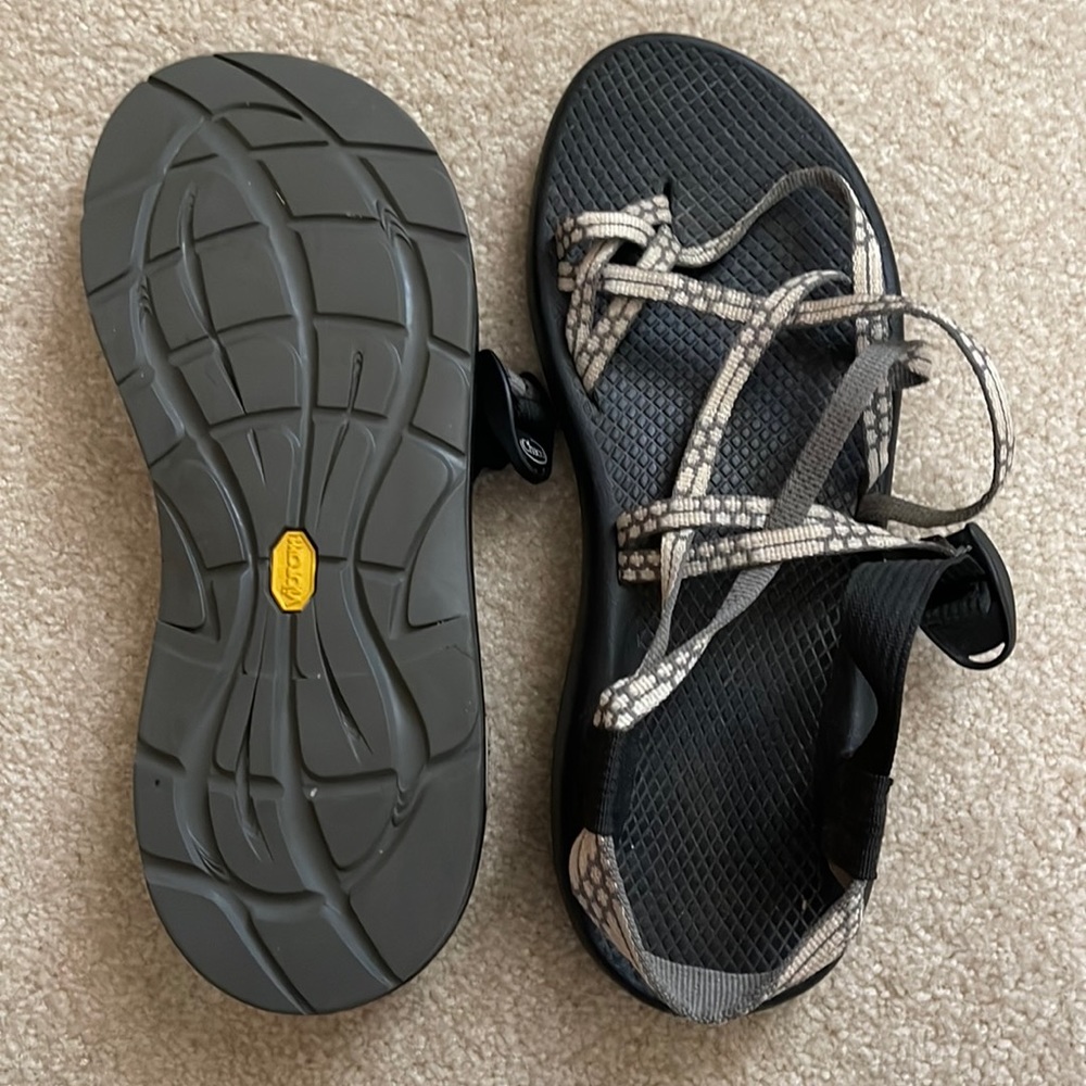 Chaco sandals in khaki and gray in great condition